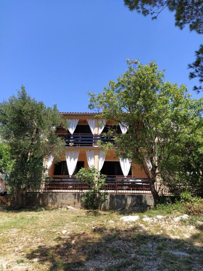 Apartment Savic Starigrad Paklenica Buitenkant foto